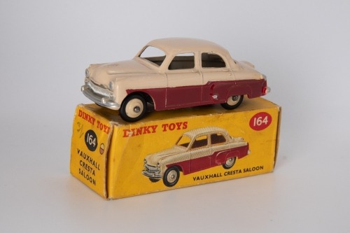 DINKY TOYS: 164 Vauxhall Cresta 1957-60