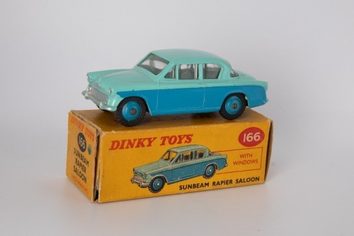 DINKY TOYS: 166 Sunbeam Rapier 1958-63