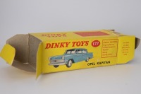 DINKY TOYS: 177 Opel Kapitan 1961-66 - 4