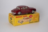 DINKY TOYS: 195 Jaguar 3.4 Mk2 1961-71 - 2