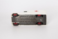 DINKY TOYS: 253 Daimler Ambulance 1954-1964 - 3