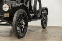 1917 Ford Model T 2-Door Roadster [Location: Melbourne] - 11