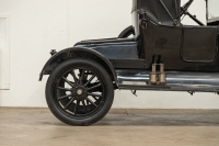 1917 Ford Model T 2-Door Roadster [Location: Melbourne] - 45