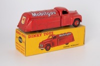 DINKY TOYS: 440/30P Tanker in 'Mobilgas' livery 1952-1961 - 2