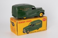 DINKY TOYS: 472 Austin Van in 'Raleigh Cycles' livery c1956-1960 - 2