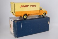 DINKY SUPERTOYS: 930 Bedford Pallet Jekta Van - 2