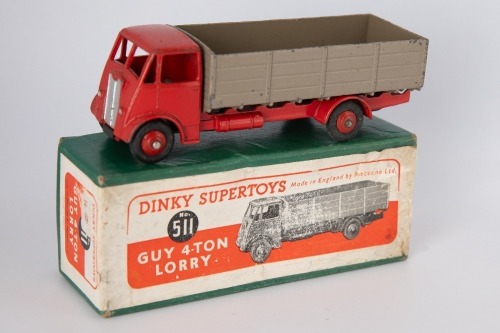 DINKY SUPERTOYS: 511 Guy 4-Ton Lorry 1947-1954