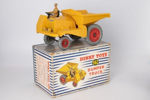 DINKY TOYS: 962 Muir Hill Dumper Truck 1954-1966