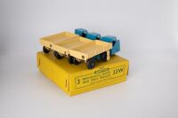 DINKY TOYS: 33W Dinky Toys Trade Box containing 3x Mechanical Horse & Wagons, c1947 - 2