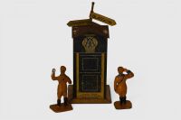 DINKY TOYS: 44 Gift Set containing A.A. Service Box and two guide figures - 2