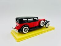 DUESENBERG MODEL J: A 1:43 scale model by Solido of the 1931 Duesenberg Model J with original packaging [Location: Sydney] - 6