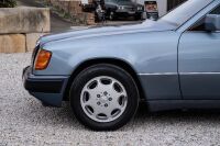 1990 Mercedes-Benz 300CE-24 Coupe [Location: Sydney] - 33