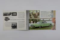 FORD: A 1962 Ford Galaxie model sales brochure. Galaxie, Galaxie 500 and Station Wagon model details - 2
