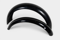 GUARDS: A pair of NOS mud guards, thought to suit BSA / Triumph etc [Location: Melbourne]