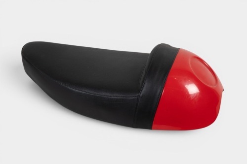 SEAT: A new BSA Lightning Clubman seat [Location: Melbourne]