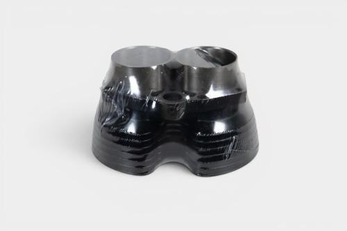 TRIUMPH: A brand new Triumph Bonneville 750, 10 stud cylinder barrel [Location: Melbourne]