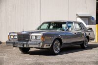 1989 Lincoln Town Car 5.0L V8 Luxury Sedan [Location: Melbourne]