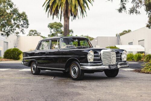 1962 Mercedes-Benz 220 SB Fintail Sedan [Location: Melbourne]