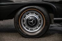 1962 Mercedes-Benz 220 SB Fintail Sedan [Location: Melbourne] - 5