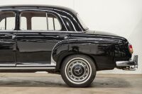 1959 Mercedes-Benz 220S 'Ponton' Saloon - NO RESERVE [Location: Melbourne] - 3
