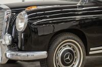 1959 Mercedes-Benz 220S 'Ponton' Saloon - NO RESERVE [Location: Melbourne] - 12