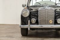 1959 Mercedes-Benz 220S 'Ponton' Saloon - NO RESERVE [Location: Melbourne] - 16