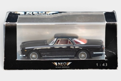 FIAT: A 1:43 scale Norev Models Fiat 1500 Cabriolet in white