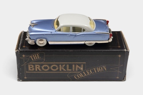 156 · KAISER: A 1:43 scale Brooklin Collection White Metal model of a 1953 Kaiser Manhattan Four Door Sedan - Two Tone