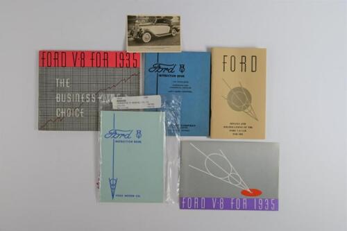 FORD V8: A collection of small Ford V8 publications. With photograph