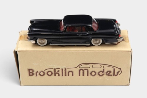 203 · LINCOLN: A 1:43 scale Brooklin Collection White Metal model of a 1956 Lincoln Continental MKII, Model No.11