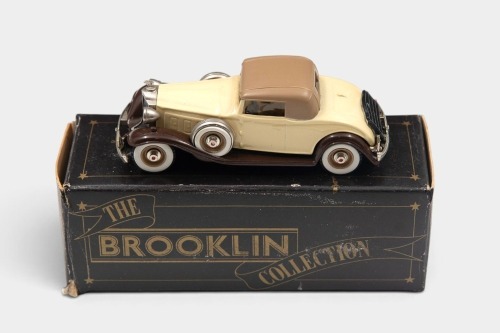 PACKARD: A 1:43 scale Brooklin Collection White Metal model of a 1932 Packard Light 8 Coupe