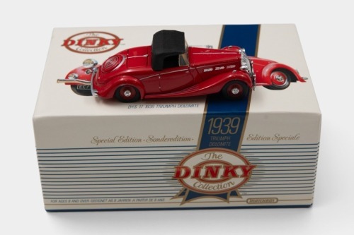 302 · TRIUMPH: A Matchbox 'The Dinky Collection' DY-S 17 1939 Triumph Dolomite in red