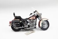 HARLEY DAVIDSON: A 1:10 scale Franklin Mint model, this is of a Harley Davidson Heritage Softail Classic