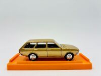 VOLKSWAGEN PASSAT: A 1:43 scale model by Schuco of the Volkswagen Passat L with original packaging [Location: Sydney] - 5