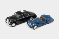 DINKY/CORGI: Two c1950s/1960s models, including a Dinky Toys Frasher Nash and a Corgi Toys Riley Pathfinder