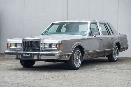 1989 Lincoln Town Car 5.0L V8 Luxury Sedan - NO RESERVE [Location: Melbourne]