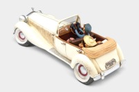 G.FORCHINO: A limited edition (No.00193) sculpture featuring a Rolls-Royce with a driver and woman lounging in the rear by Guillermo Forchino, titled 'La Duchesse ', measures approx. 39cm in length - 4
