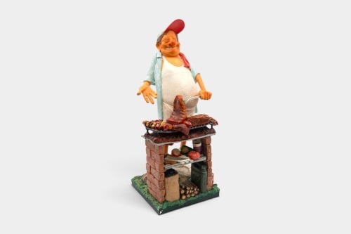 G.FORCHINO: A limited edition (No.01022) sculpture by Guillermo Forchino, titled 'The BBQ Chef', measures approx. 44cm tall