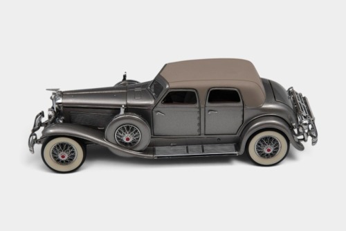 DUESENBERG: A 1:24 scale Franklin Mint 1933 Duesenberg SJ Twenty Grand