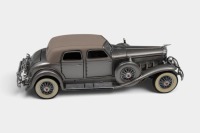 DUESENBERG: A 1:24 scale Franklin Mint 1933 Duesenberg SJ Twenty Grand - 2