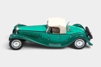 BUGATTI: A 1:24 scale Franklin Mint 1929 Bugatti Royale
