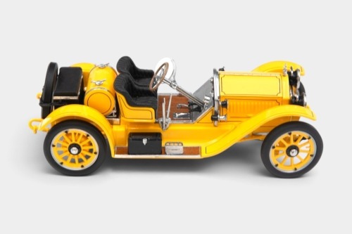 STUTZ: A 1:24 scale Franklin Mint 1915 Stutz Bearcat