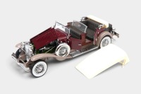 DUESENBERG: A 1:24 scale Franklin Mint 1930 Duesenberg J Derham Tourster - 3