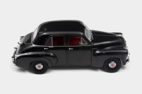 HOLDEN: A 1:24 scale Trax FJ Holden Special Sedan - 2