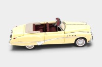 BUICK: A 1:24 scale Franklin Mint 1949 Buick Roadmaster convertible - 2