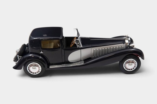 BUGATTI: A 1:16 scale Franklin Mint 1931 Bugatti Royale Coupe de Ville