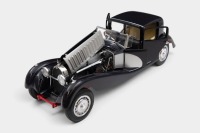 BUGATTI: A 1:16 scale Franklin Mint 1931 Bugatti Royale Coupe de Ville - 3