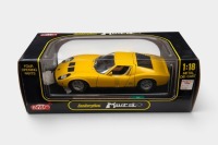 MIURA: A 1:18 scale model by Anson of a Lamborghini Miura in yellow, boxed