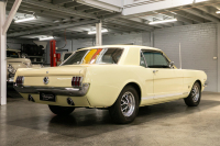 1965 Ford Mustang Coupe (LHD) - 18