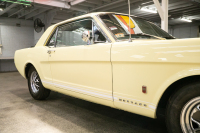 1965 Ford Mustang Coupe (LHD) - 42